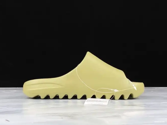 'Resin' Slides Yeezy Adidas FX0494 0607